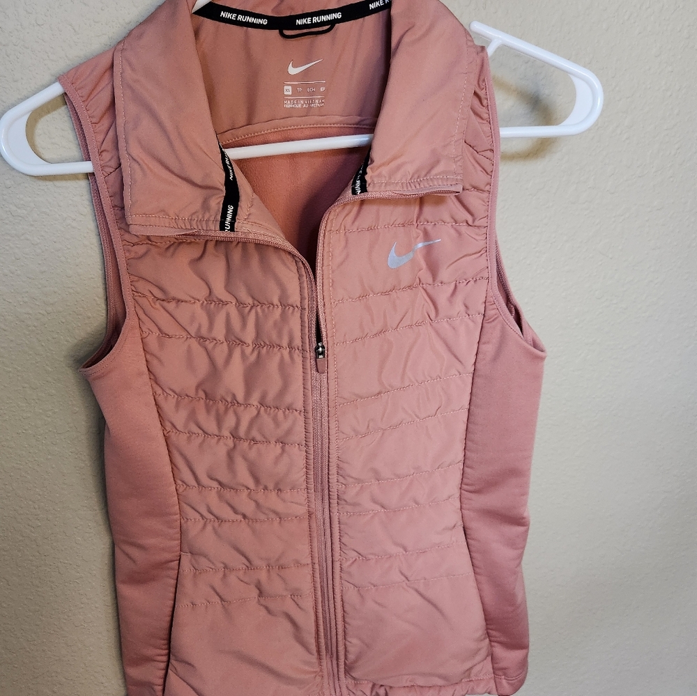 Women's Nike X-small vest